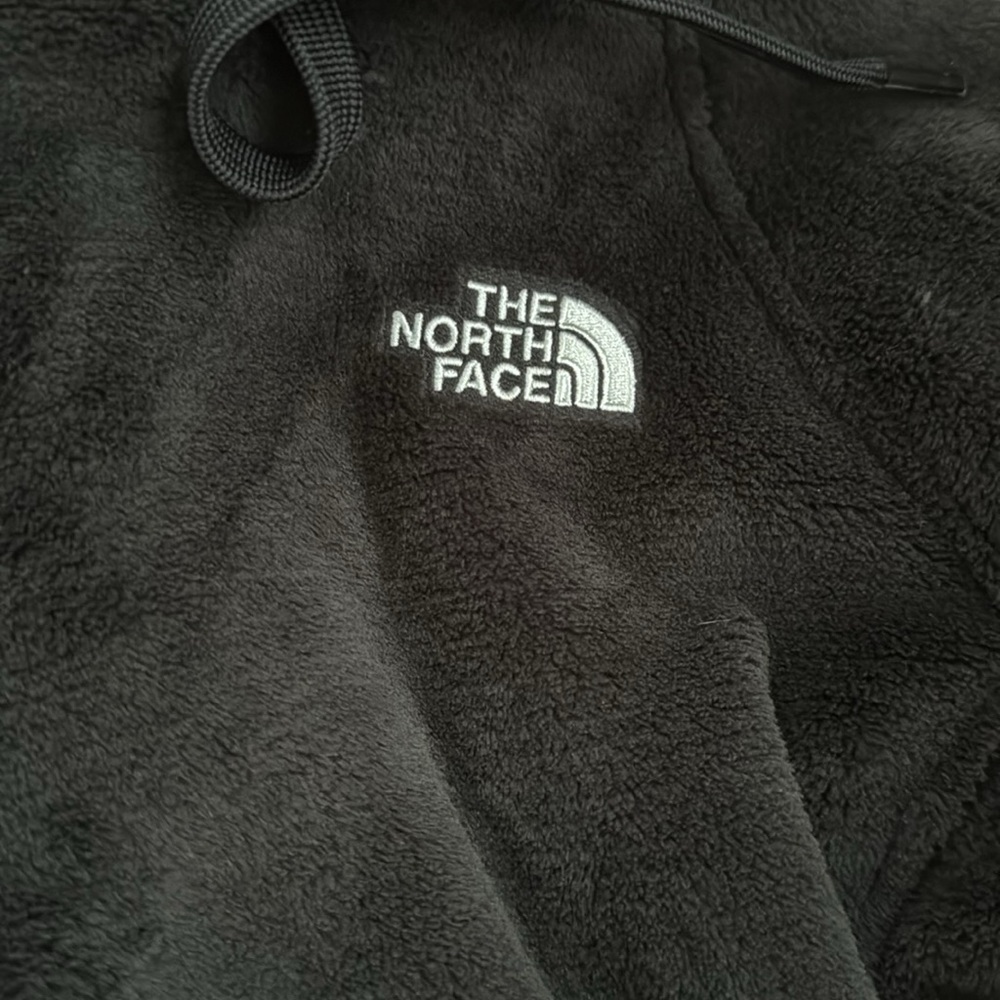 North Face Women’s Hoodie - Picture 2 of 5